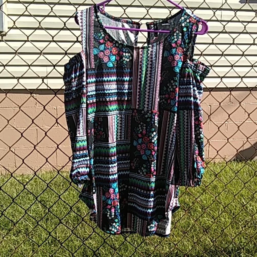 A gorgeous cold shoulder top